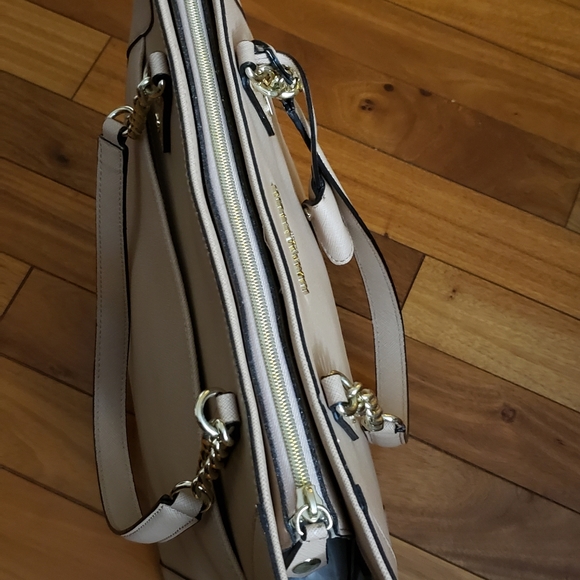 Karl Lagerfeld Paris - textured tote - purse - Picture 6 of 10